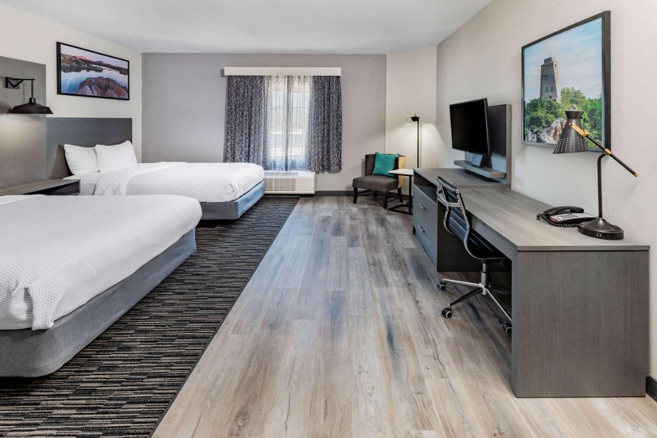 La Quinta Inn & Suites By Wyndham 阿德莫尔 外观 照片
